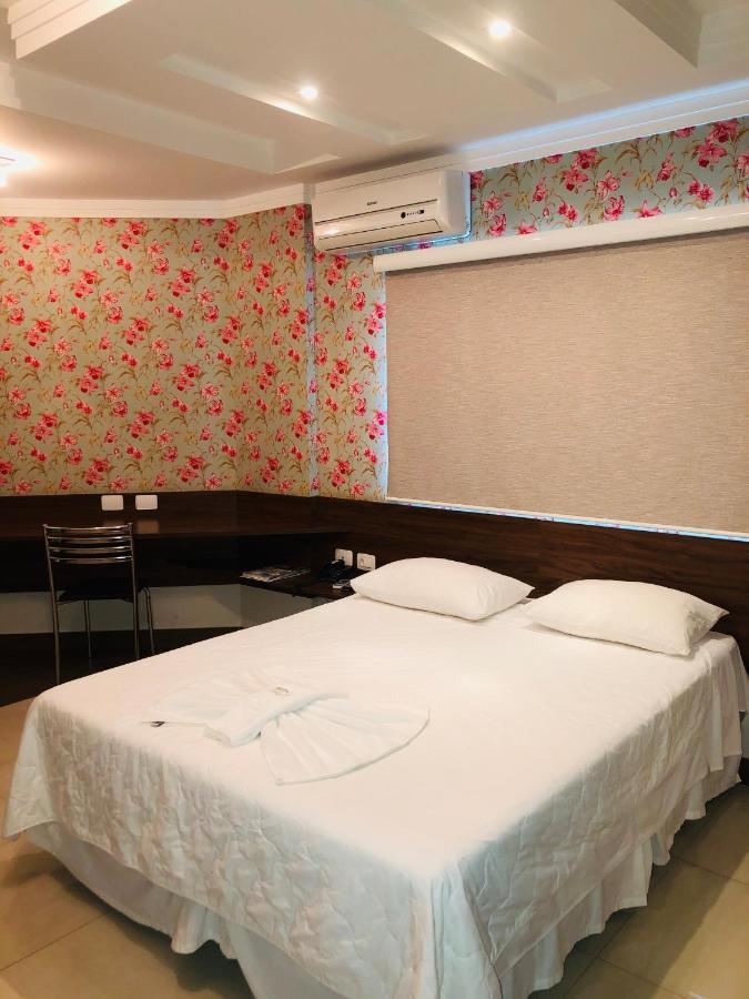 Shelton Palace Hotel Paranavaí Dış mekan fotoğraf